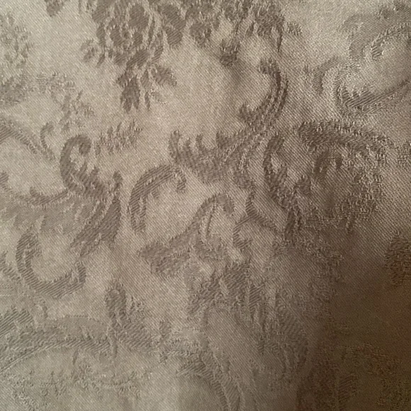 Chicos khaki Cotton/Spandex slacks size 1 ( Medium or size 8) EUC Damask pattern - Picture 3 of 8